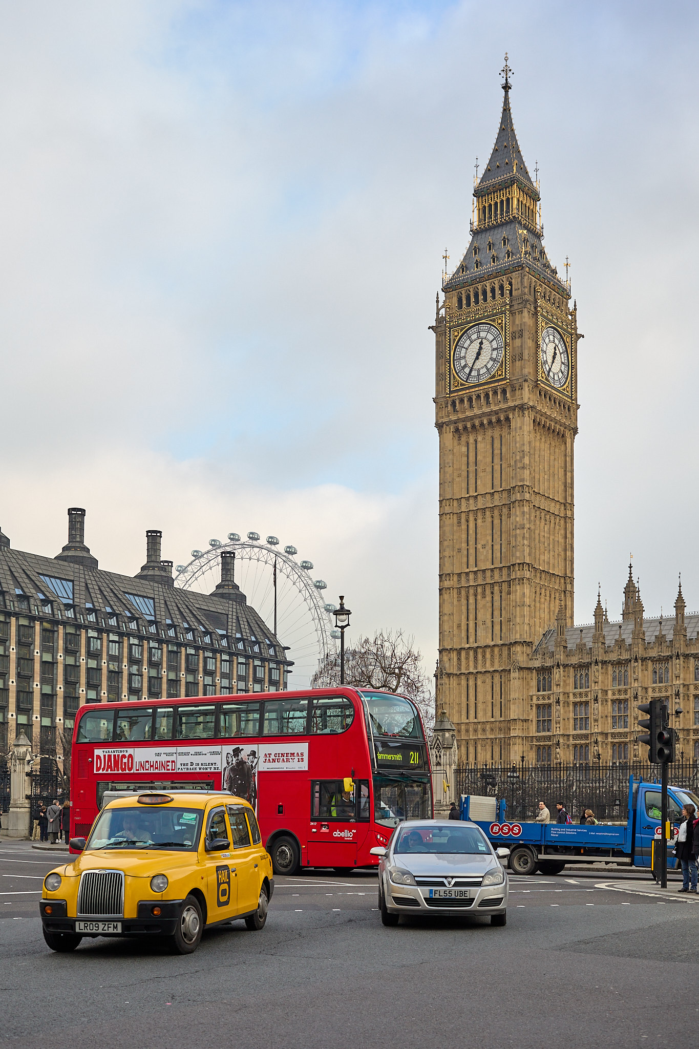 Parliament Square - Canon - Canon EOS 5D Mark II