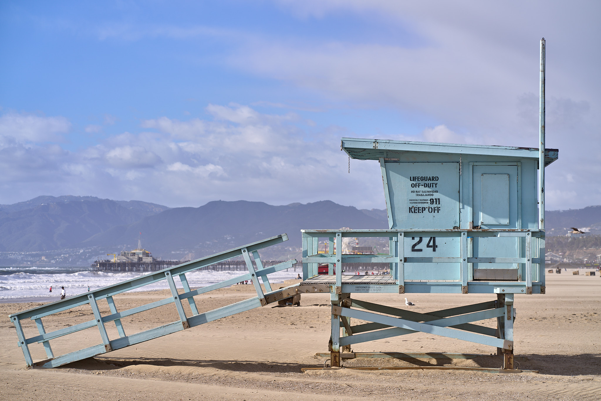 Lifeguard Tower 24 - SONY - SONY ILCE-7RM3 - FE 85mm F1.8