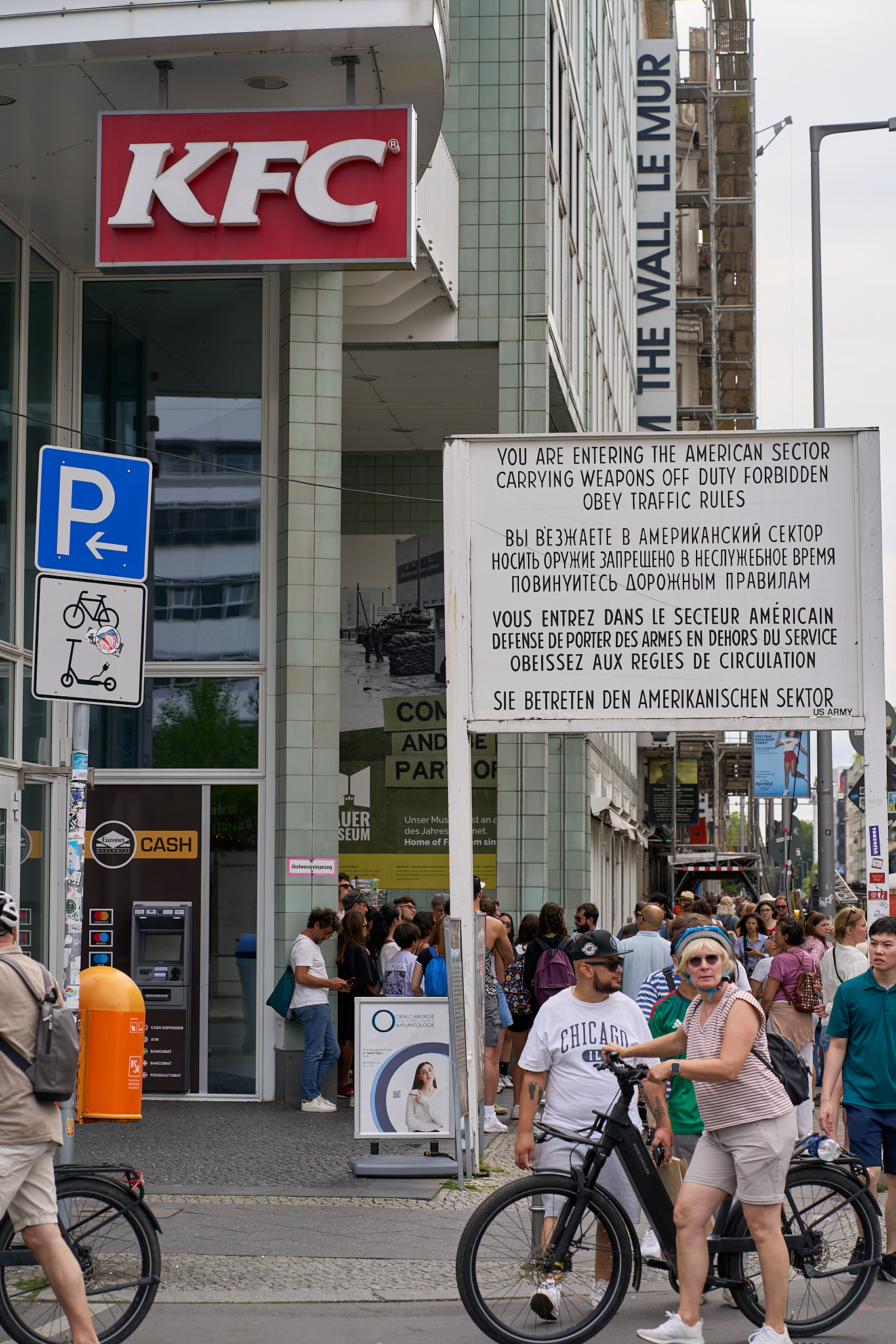 Checkpoint Charlie - SONY - SONY ILCE-7RM3 - FE 85mm F1.8