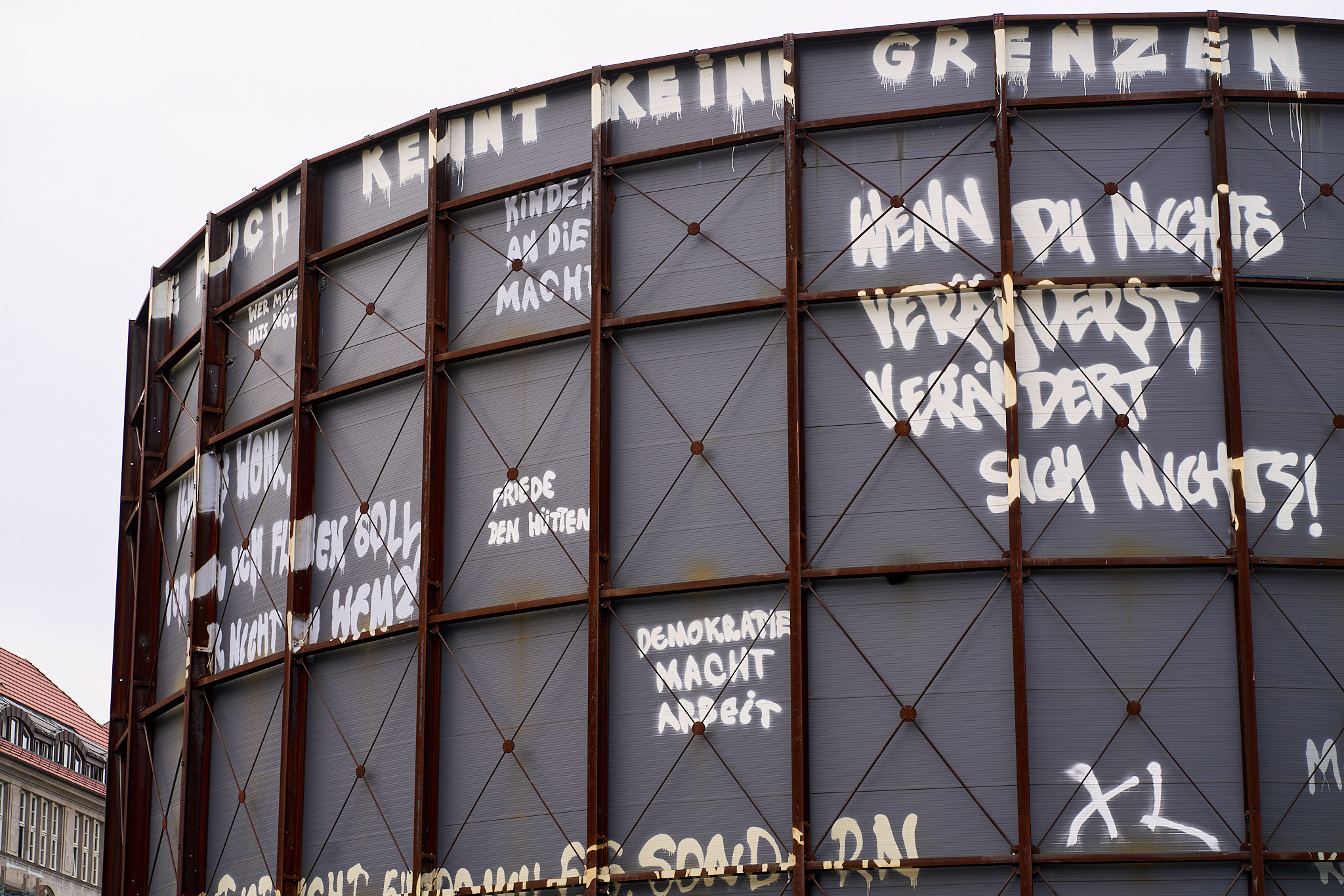 Checkpoint Charlie - SONY - SONY ILCE-7RM3 - FE 85mm F1.8