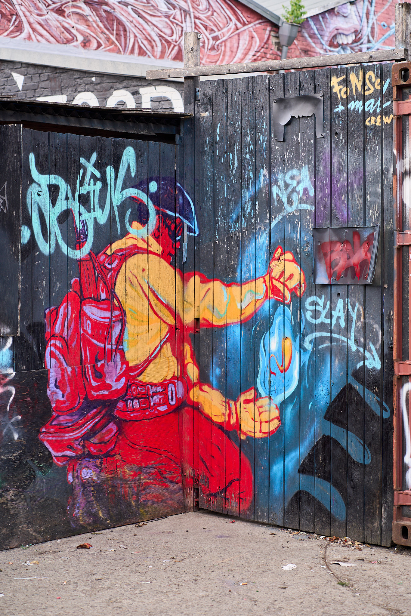 RAW-Gelände - SONY - SONY ILCE-7RM3 - FE 85mm F1.8